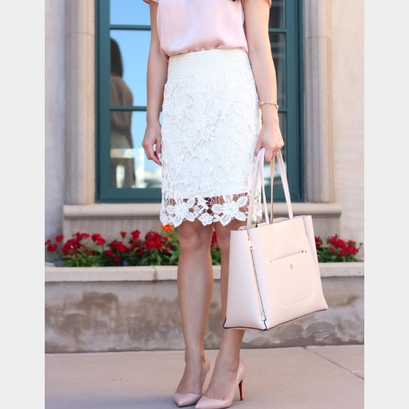 Ann Taylor Blush Tote