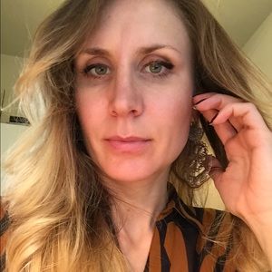 Meet your Posher, Petya