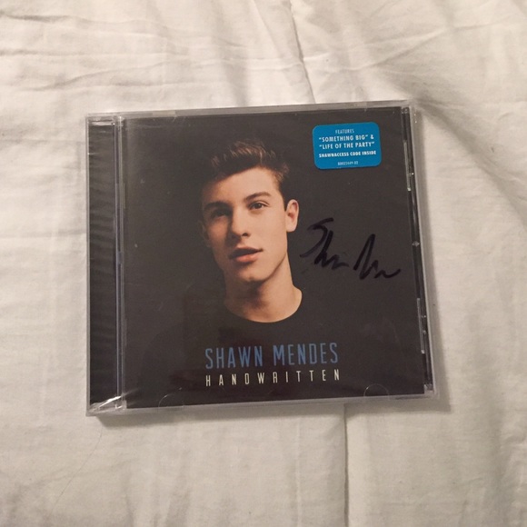 Signed Shawn Mendes CD