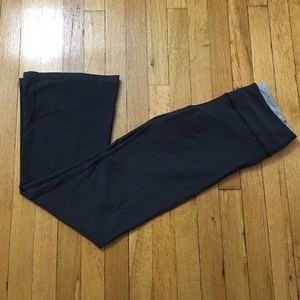 Lululemon grey bootcut pants.