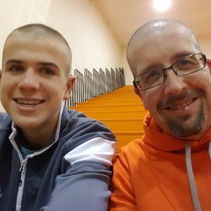 Meet your Posher, Tom