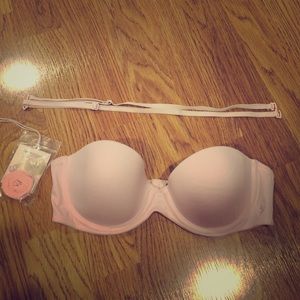 Strapless bra 34b