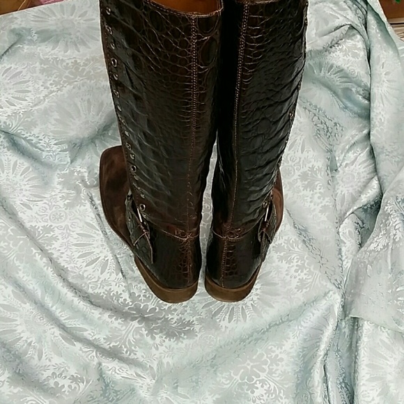 HOST PICK 12/19! Donald J Pliner suede gator boots - Picture 3 of 4