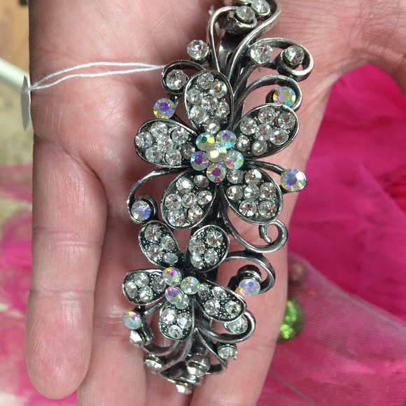 🎉HOST PICK🎉Rhinestone Hair Barrette Out of Stock - Picture 4 of 4