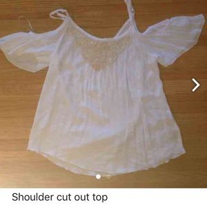 Shoulder cut out top