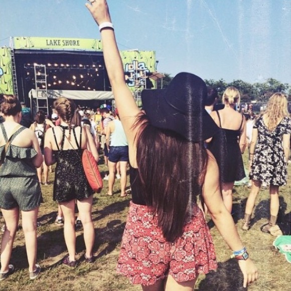 Meet your Posher, Bianca - Picture 2 of 3