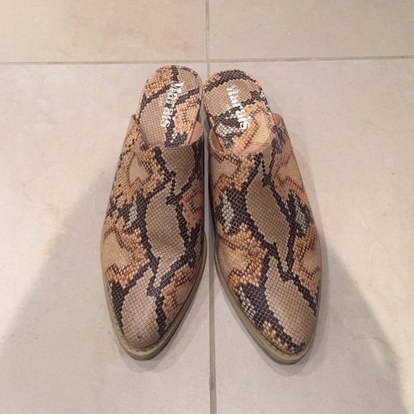 Marais USA mules