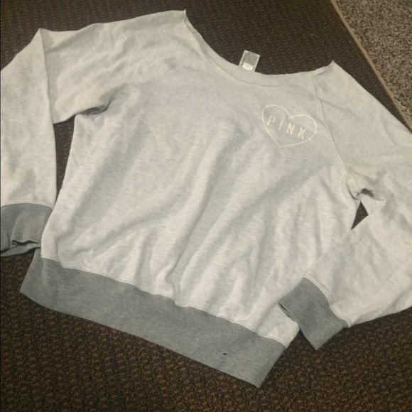 SOLD- PINK slouchy sweatshirt - Picture 1 of 2