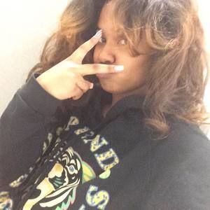 Meet your Posher, Nikki