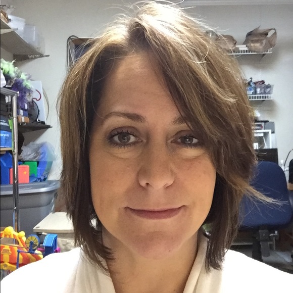 Meet your Posher, Kimberly - Picture 1 of 1