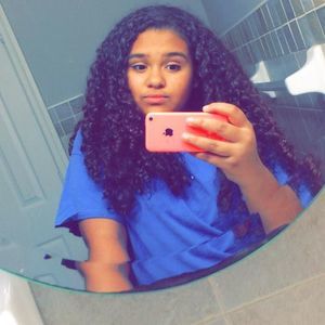 Meet your Posher, Gabrielle