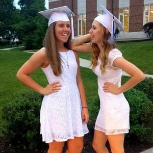 Meet your Posher, Holly