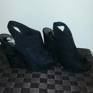 Carlos Santana Wedges