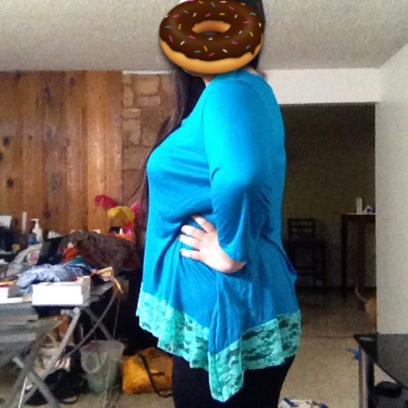 Reposhed Hi-Lo Top - Picture 3 of 4