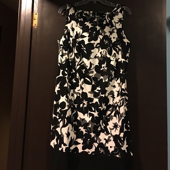 Alex floral print dress - Picture 1 of 3