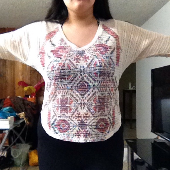 Aztec Knit Print Top - Picture 2 of 4