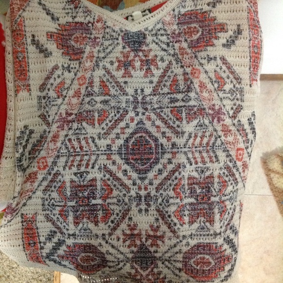 Aztec Knit Print Top - Picture 4 of 4