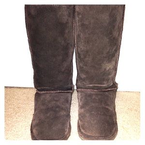 Brown Bjorndal Fuzzy Boots