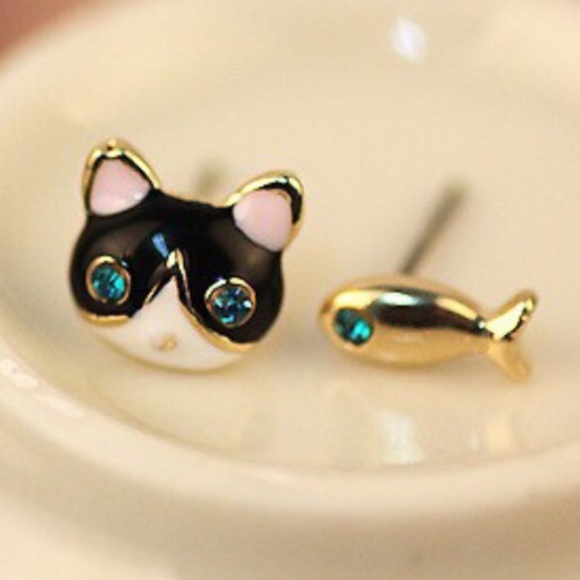 ❗️LAST ONE❗️Beautifully compact drops 👧 - Picture 2 of 3