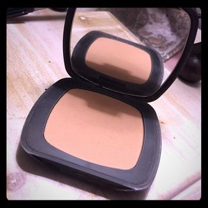 Bareminerals READY foundation in medium