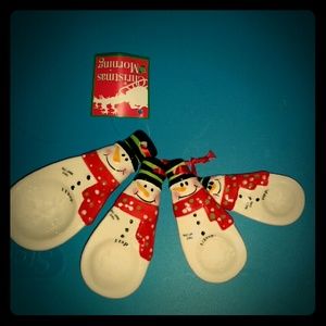 *Price drop* Snowman Measuring Spoons set NWT