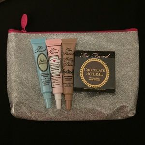 Too Faced Deluxe Sampler Set