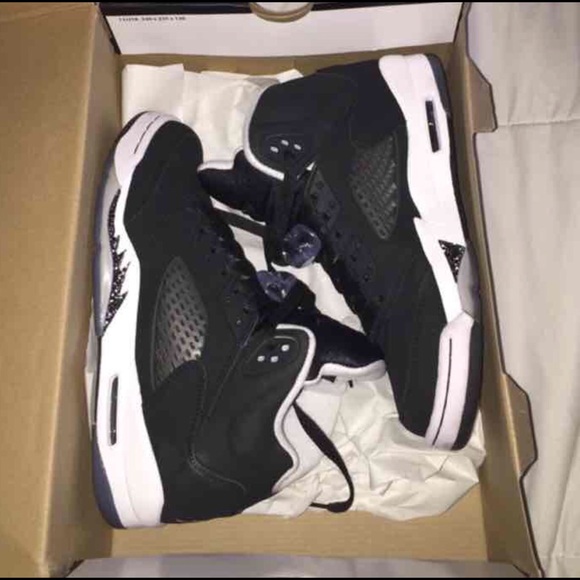 Jordan Retros 5 Oreos