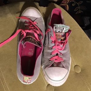 Converse