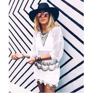 LF white long sleeve mesh tee