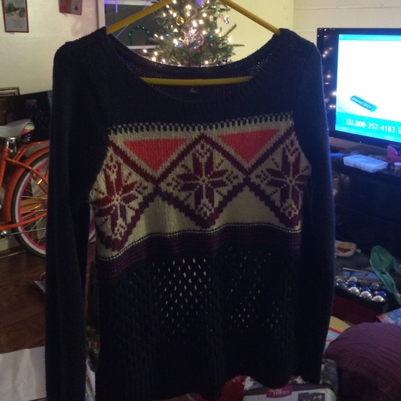 Sweater - Picture 1 of 3