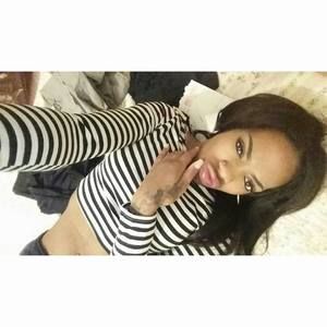 Meet your Posher, Kara