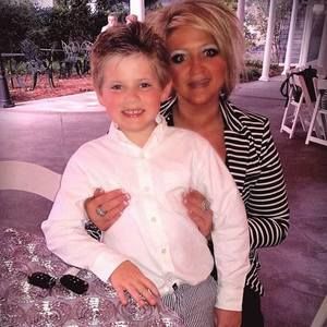 Meet your Posher, Elaine