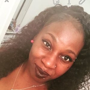 Meet your Posher, Wyniesha