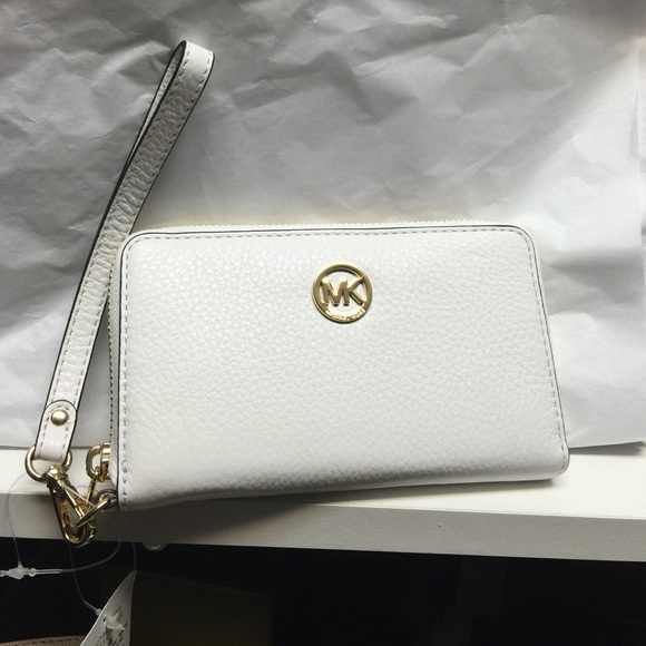 KORS Michael Kors Handbags - MK Fulton MF PHN case 35H5GFTE3L SOLD