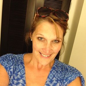 Meet your Posher, Christy