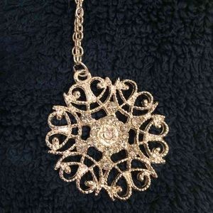 Snowflake Fashion Necklace