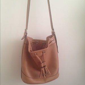 Old navy bucket bag