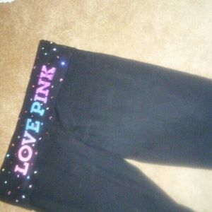 Love pink yoga capris