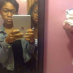 Meet your Posher, Yae