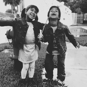 Meet your Posher, Yizza