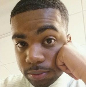 Meet your Posher, Dezell