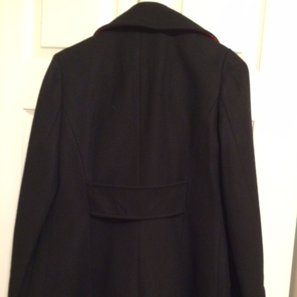 Tommy Hilfiger - Picture 3 of 3