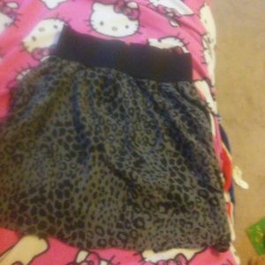Love pink cheetah print skirt