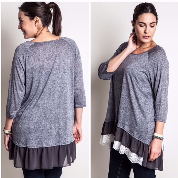 💥3X HOST PICK💥CUTE DOUBLE RUFFLE TOP IN BLACK - Picture 3 of 4