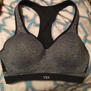 Incredible! Victoria Secret Sports Bra