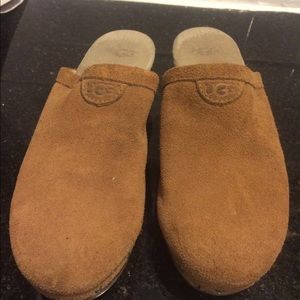 EUC ugg mules, girls size 3/women's 5.5 or 6