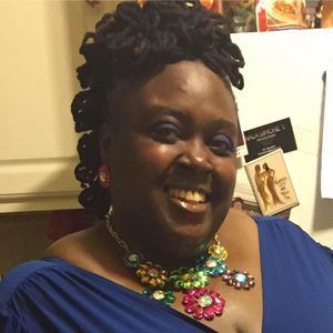 Meet your Posher, Sharon