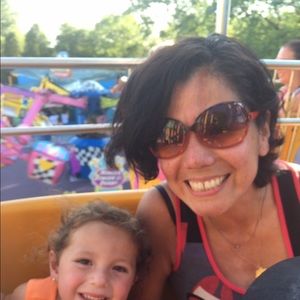 Meet your Posher, Julieana