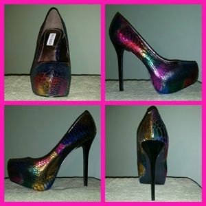 NWT STUNNING Bliss Rainbo Heels