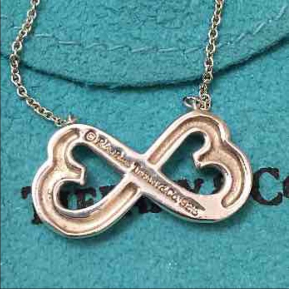 *SOLD* Tiffany & Co infinity heart necklace! - Picture 2 of 4